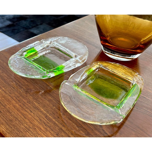 Two Modern Oval Green and Clear Glass Coasters - Picture 6 of 9